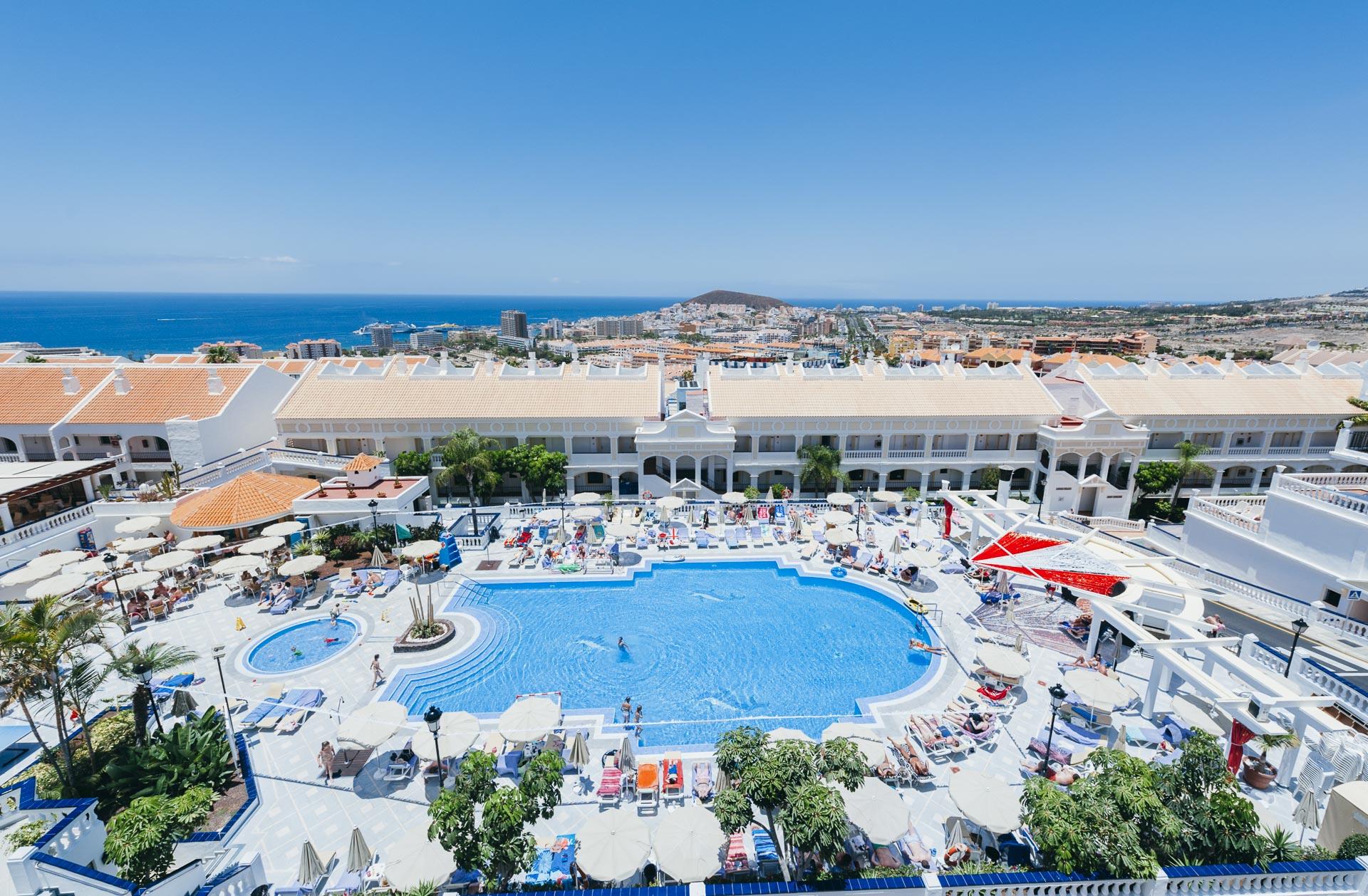 Hollywood Mirage - Excel & Los Cristianos (Tenerife)