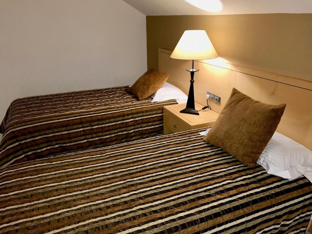 Apartahotel Hollywood Mirage - Excel & Los Cristianos (Tenerife)