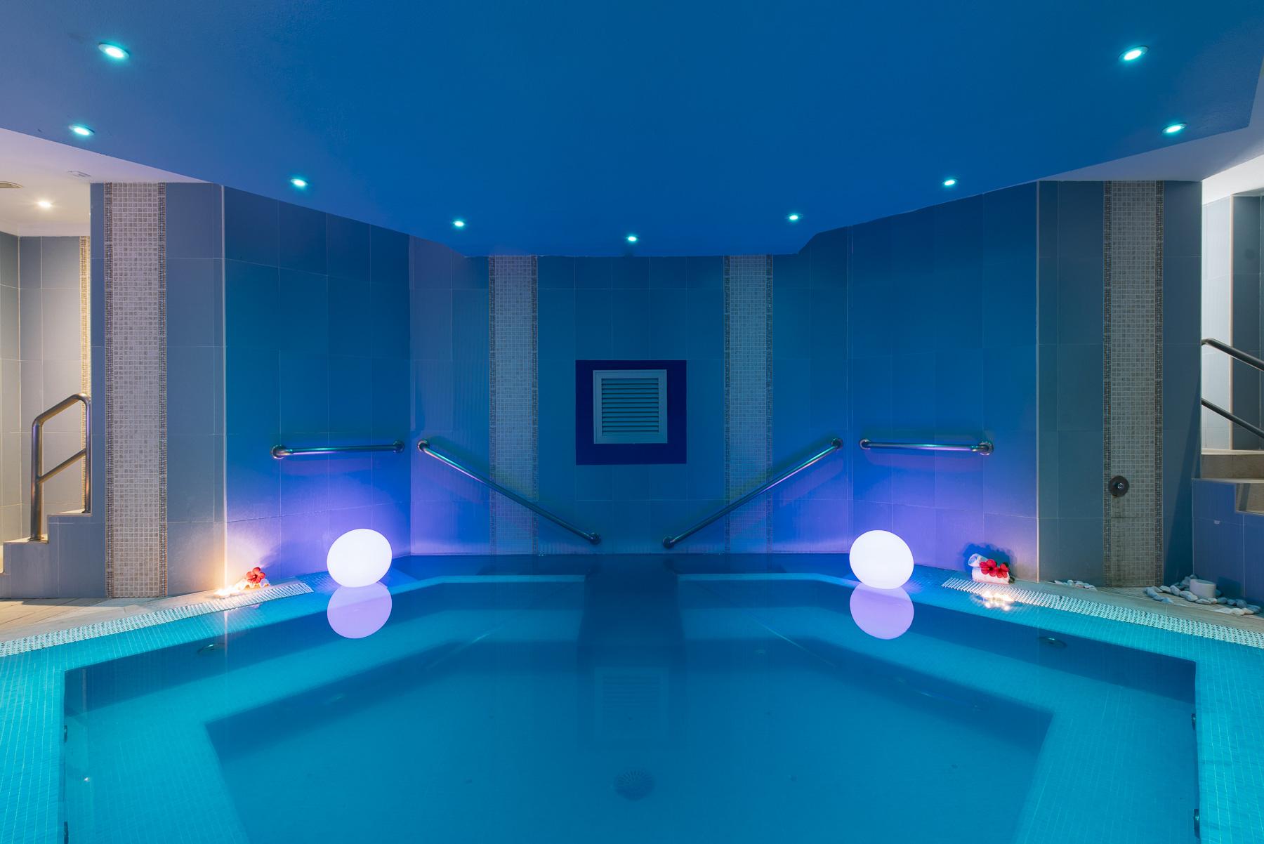 Hollywood Mirage - Excel & 3* Los Cristianos (Tenerife)
