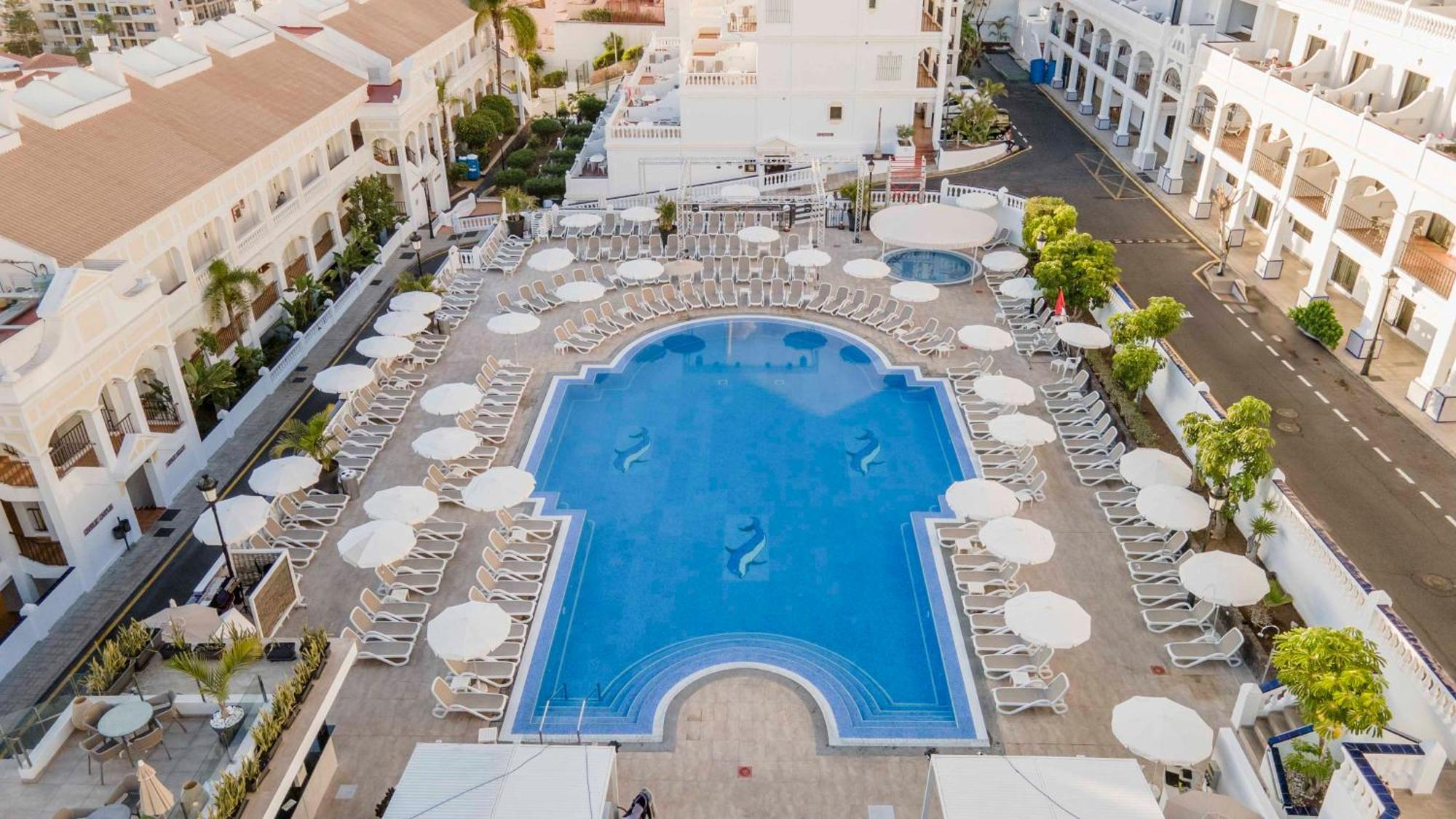 Apartahotel Hollywood Mirage - Excel & 3*