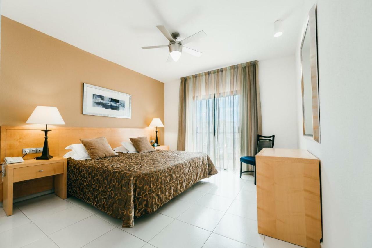 Hollywood Mirage - Excel & Apartahotel